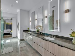 7519  Robin Road , Dallas Texas 75209