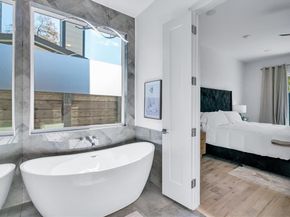 7519  Robin Road , Dallas Texas 75209