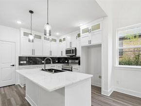 4448  Marcell Avenue , Dallas Texas 75211