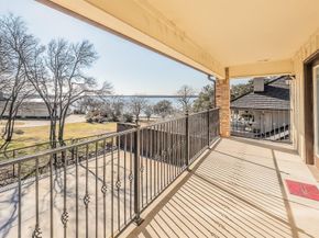 6012  Englishoak Drive , Arlington Texas 76016