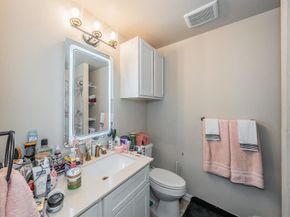6012  Englishoak Drive , Arlington Texas 76016