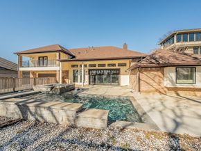 6012  Englishoak Drive , Arlington Texas 76016