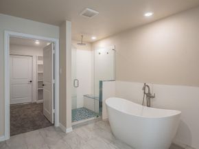 6012  Englishoak Drive , Arlington Texas 76016