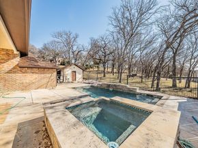 6012  Englishoak Drive , Arlington Texas 76016