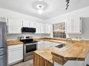 2416  Country Hollow Lane , Garland Texas 75040