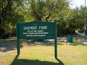 6708 E Park Drive , Fort Worth Texas 76132