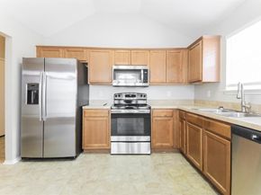 2049  Hollow Creek Drive , Dallas Texas 75253