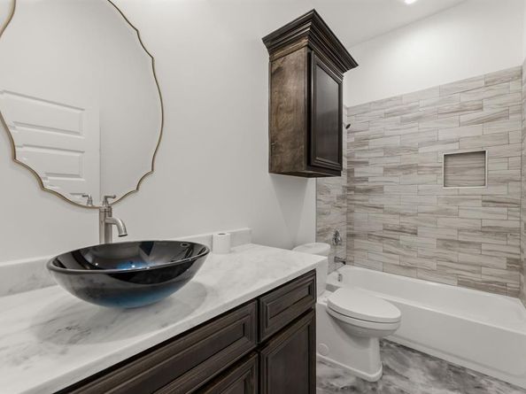1726  Driskell Street , Dallas Texas 75215