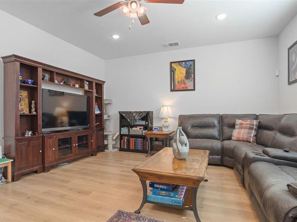 4742  Crestwood Drive , Haltom City Texas 76137