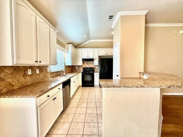 9608  Applewood Trail , Denton Texas 76207