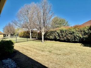 9608  Applewood Trail , Denton Texas 76207