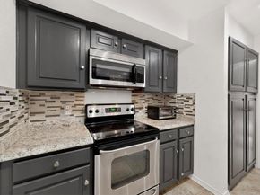 2208  Salem Drive , Carrollton Texas 75006