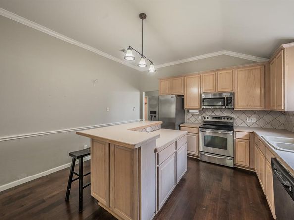 520  Kelley Court , Fort Worth Texas 76120