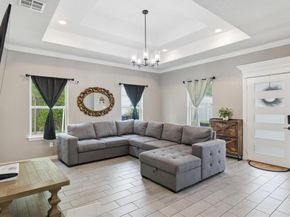 5608  King Court , Fort Worth Texas 76112