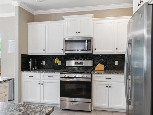 5608  King Court , Fort Worth Texas 76112