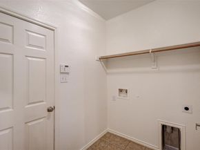 7048  Summit Parc Drive , Dallas Texas 75249