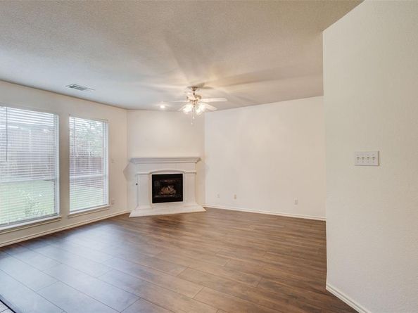 7048  Summit Parc Drive , Dallas Texas 75249