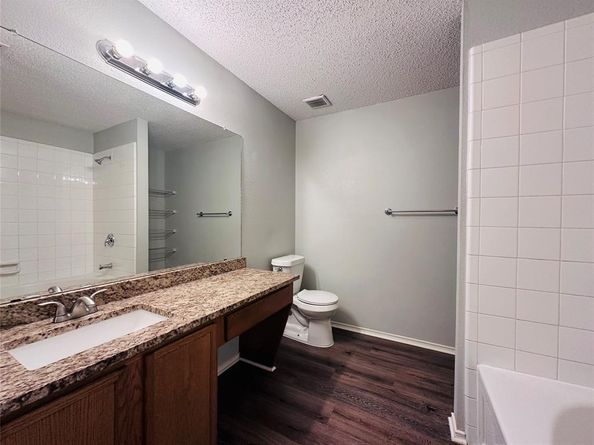 2463  Marimont Lane , Lancaster Texas 75134