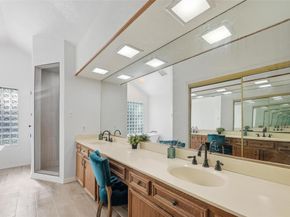 3901  Lynnwood Drive , Rowlett Texas 75088