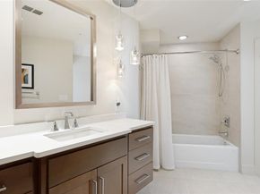 411 W 7th Street  607, Fort Worth Texas 76102