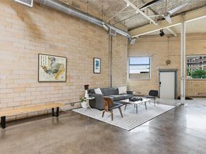 335 S Hall Street , Dallas Texas 75226