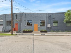 335 S Hall Street , Dallas Texas 75226