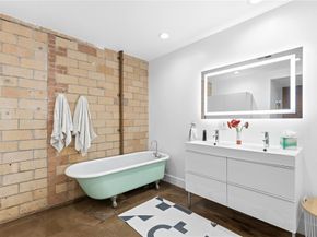 335 S Hall Street , Dallas Texas 75226