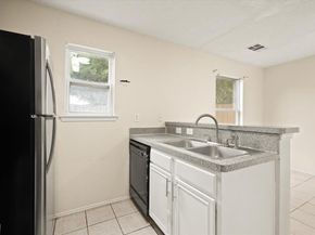 714  Jalisco Plaza , Dallas Texas 75211