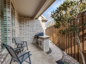 9444  Monteleon  , Dallas Texas 75220
