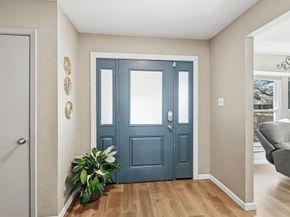 1105  Meadow Crest Lane , Mansfield Texas 76063