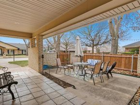 1105  Meadow Crest Lane , Mansfield Texas 76063