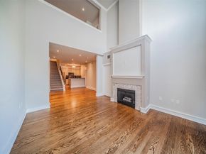 3333  Darcy Street  2209, Fort Worth Texas 76107