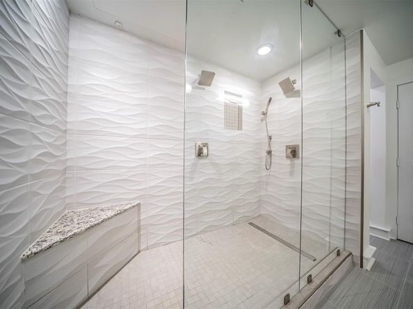 3333  Darcy Street  2209, Fort Worth Texas 76107