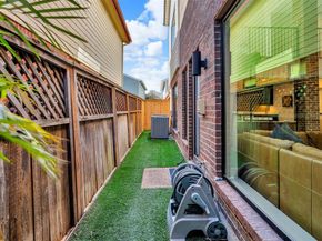 3288  Lakenheath Place , Dallas Texas 75204