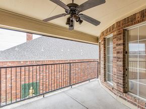 1018  Pedernales Trail , Irving Texas 75063