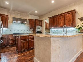 1018  Pedernales Trail , Irving Texas 75063