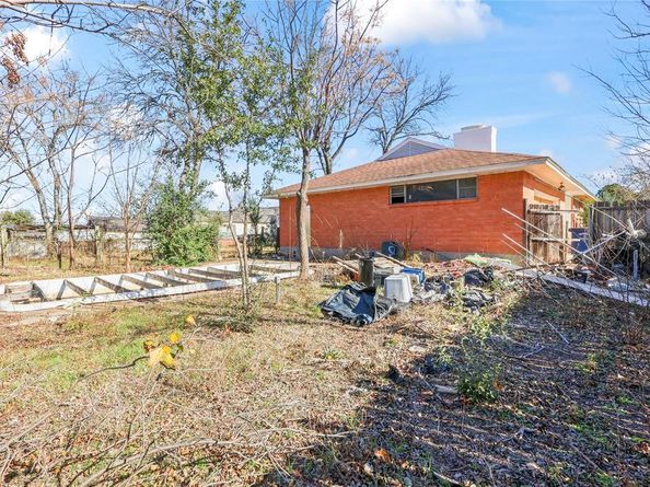 1231 S Montclair Avenue , Dallas Texas 75208