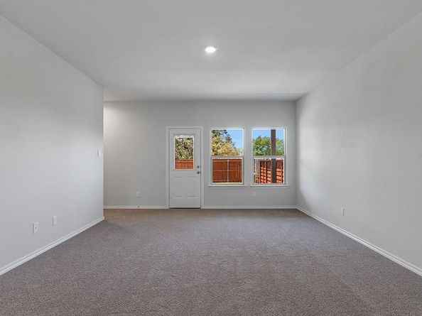 640  SHADED Grove , Denton Texas 76259