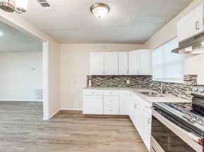 5869  Bluffman Drive , Dallas Texas 75241