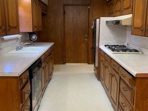 919  Magnolia Lane , Lancaster Texas 75146