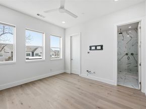 5711  Bryan Parkway  104, Dallas Texas 75206