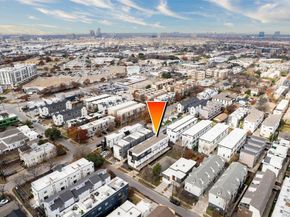 5711  Bryan Parkway  104, Dallas Texas 75206