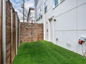 5711  Bryan Parkway  104, Dallas Texas 75206