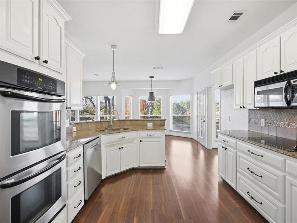 808  Shady Glen Court , Fort Worth Texas 76120