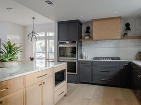 6423  Wrenwood Drive , Dallas Texas 75252