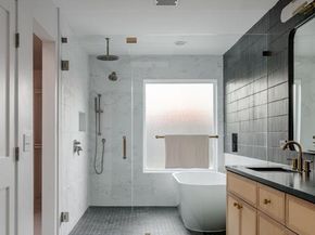 6423  Wrenwood Drive , Dallas Texas 75252