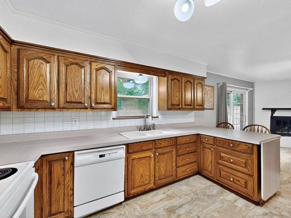 1509  Glenbrook Drive , Irving Texas 75061