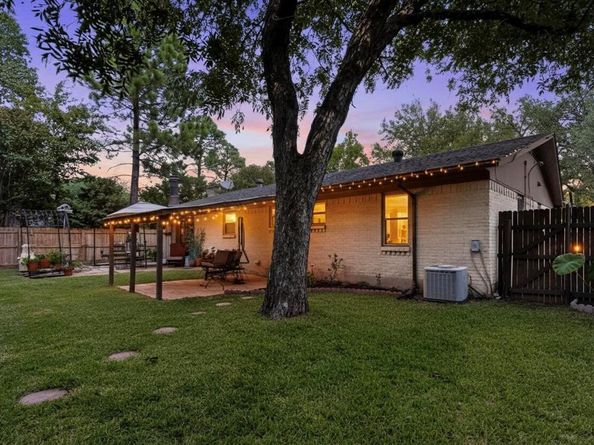 1509  Glenbrook Drive , Irving Texas 75061