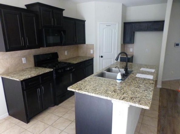 548  Vickie Street , Crowley Texas 76036