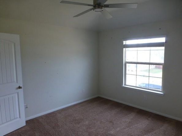 548  Vickie Street , Crowley Texas 76036